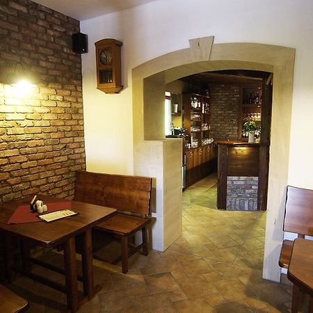 Pension U Vsech Certu Jičín Exterior foto