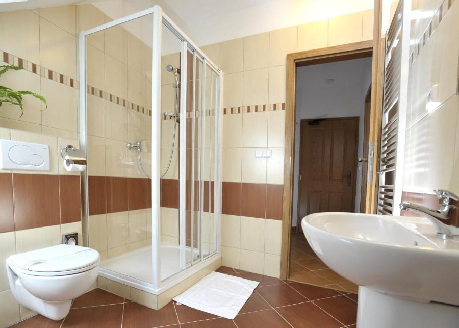 Pension U Vsech Certu Jičín Zimmer foto